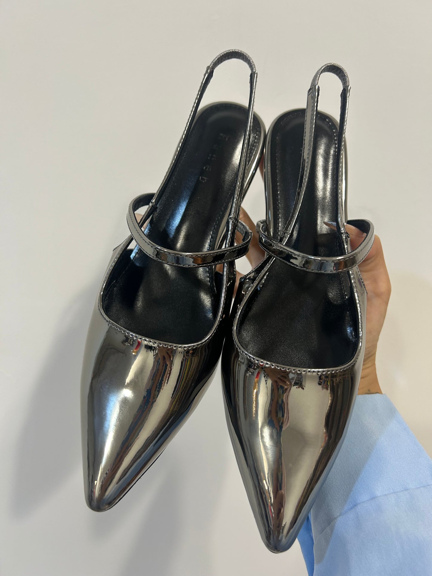 <首批限時直減$40!!>【適合初試穿高跟鞋女生🐦⬛】 Little buckle pointed toe heels(pre order)