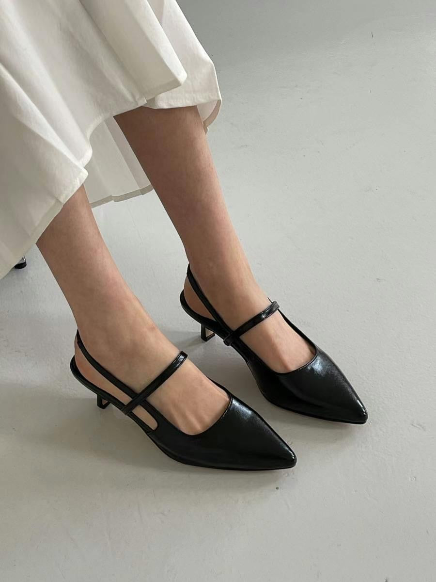 <首批限時直減$40!!>【適合初試穿高跟鞋女生🐦⬛】 Little buckle pointed toe heels(pre order)