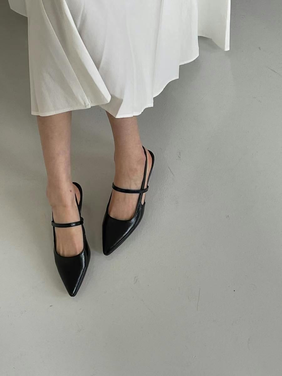 <首批限時直減$40!!>【適合初試穿高跟鞋女生🐦⬛】 Little buckle pointed toe heels(pre order)