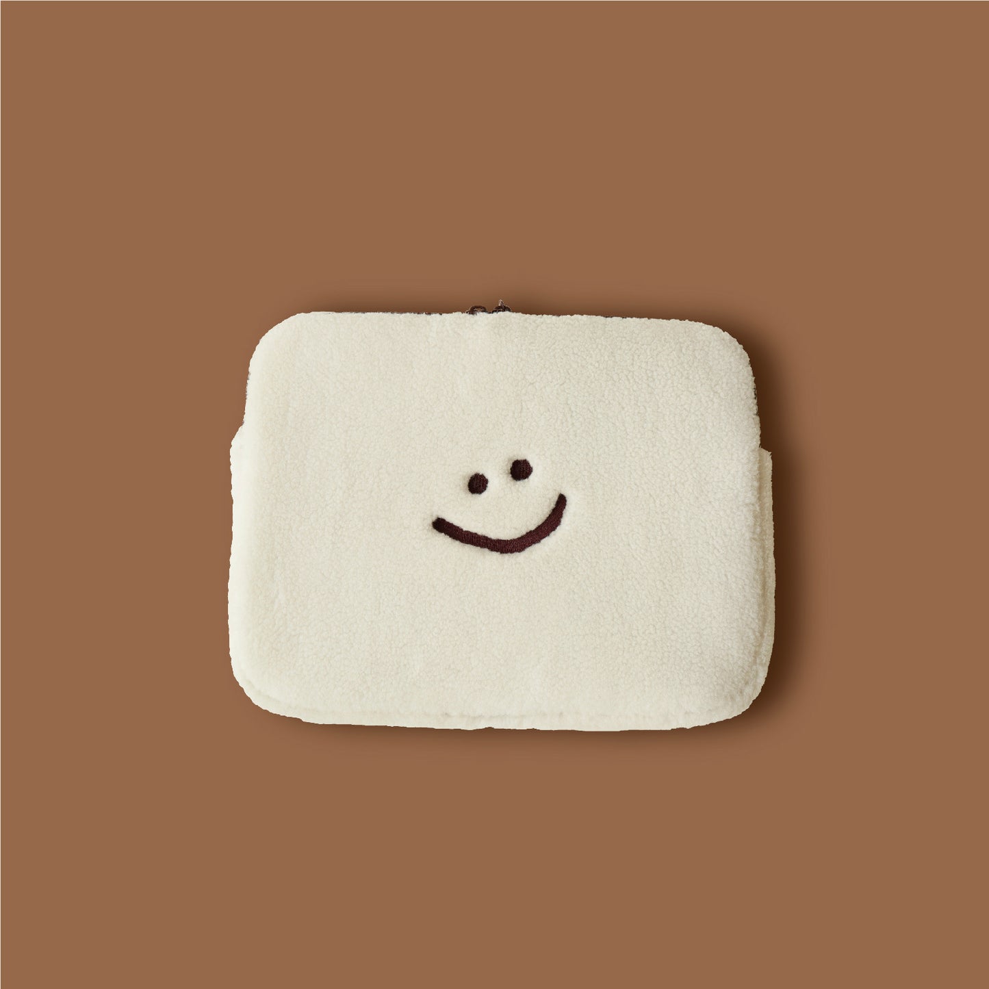 Dinotaeng I’m marsh i-pad/laptop pouch(pre order)
